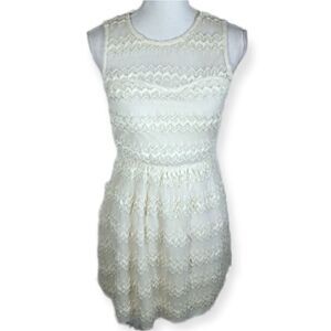 PINKY CREAM LACE DRESS SZ.8 EUC